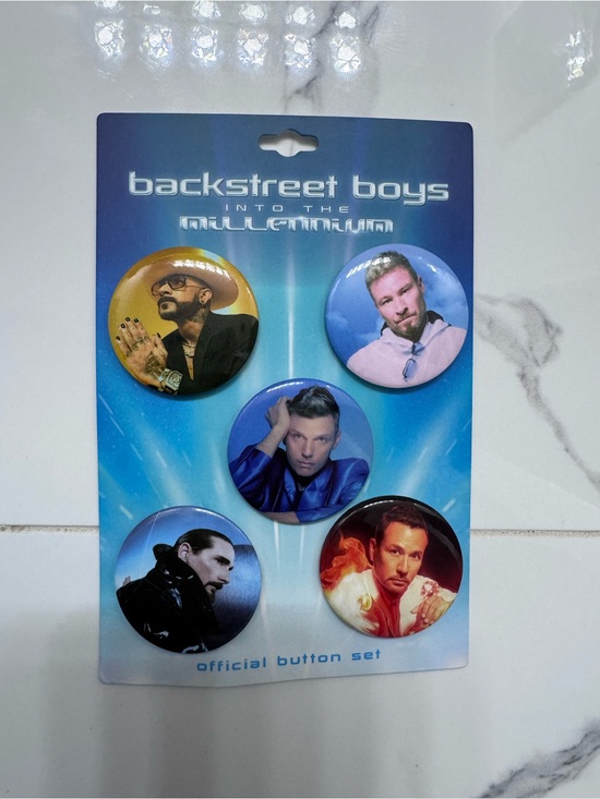 Accessories - Backstreet Boys Official Button Set!
